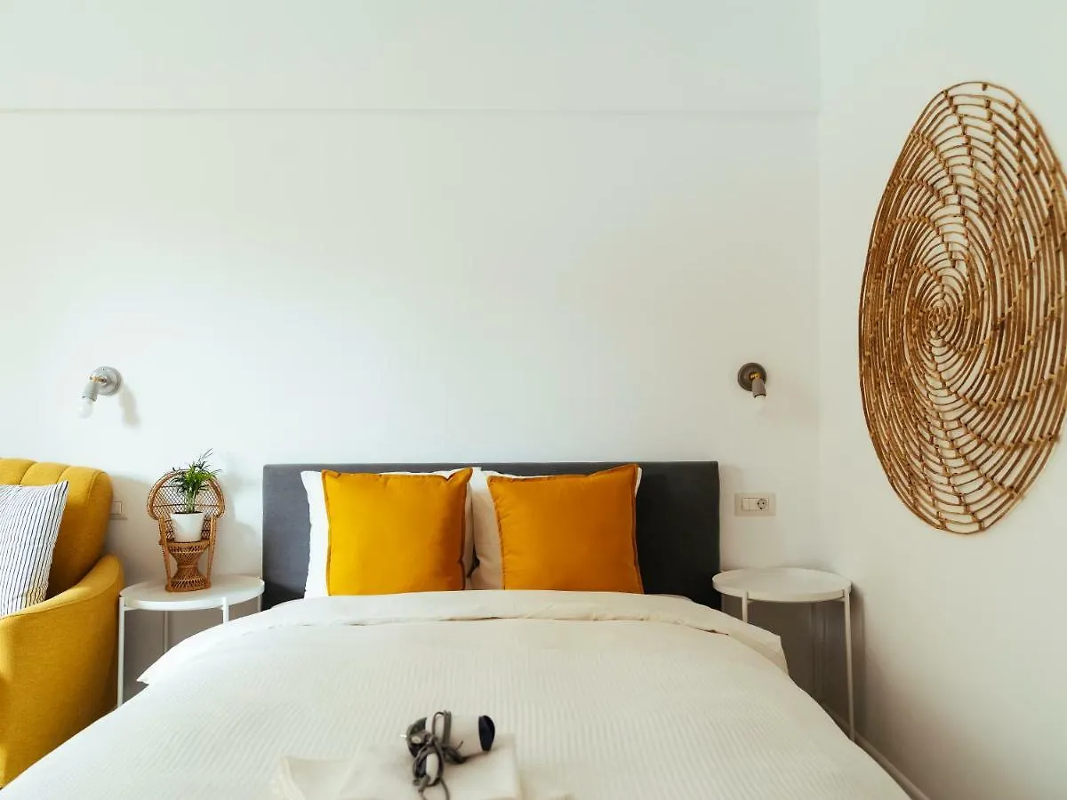 Appartement Top Location - Queen Elizabeth Studio Flat Boekarest