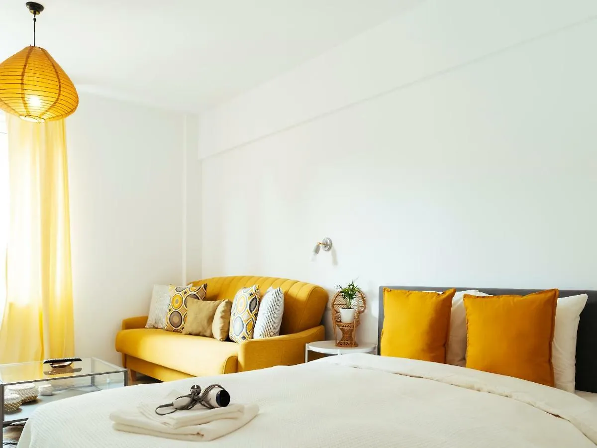 Top Location - Queen Elizabeth Studio Flat Bucharest 0*,