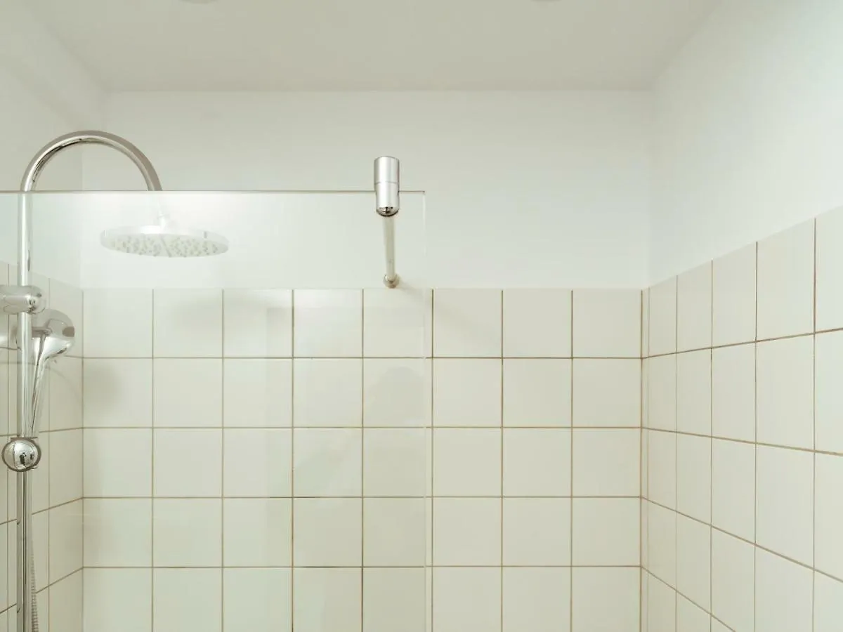 Apartment Top Location - Queen Elizabeth Studio Flat Bucharest Romania