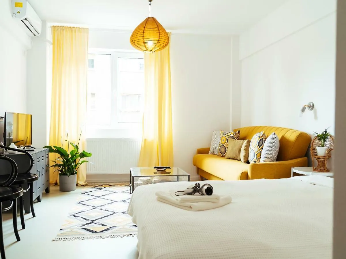 Top Location - Queen Elizabeth Studio Flat Bucharest