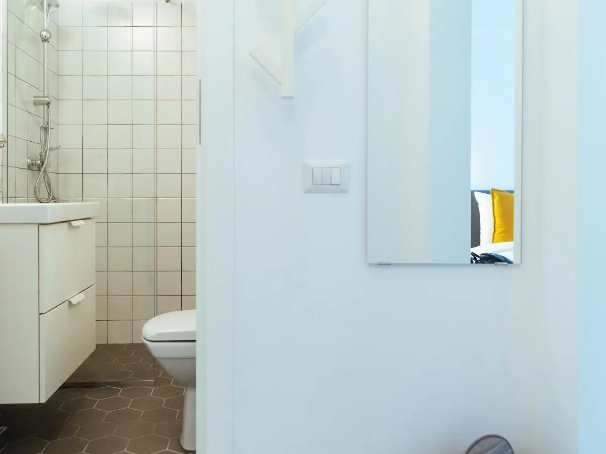 Top Location - Queen Elizabeth Studio Flat Bucharest