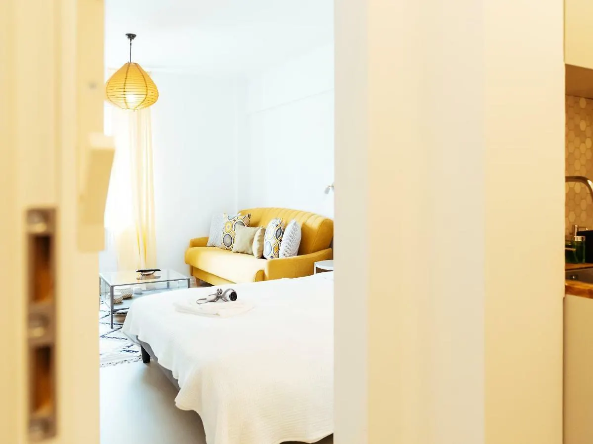 Top Location - Queen Elizabeth Studio Flat Bucharest